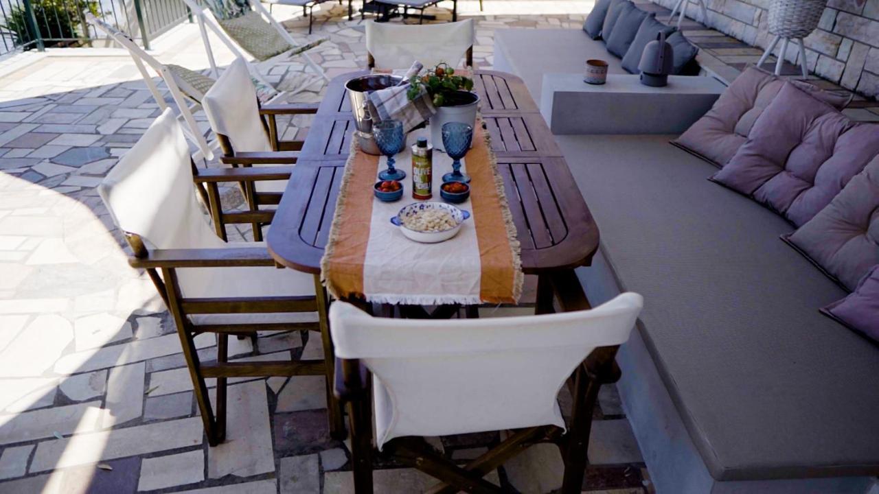 Villa Paul Seafront House Mesongí Exterior foto